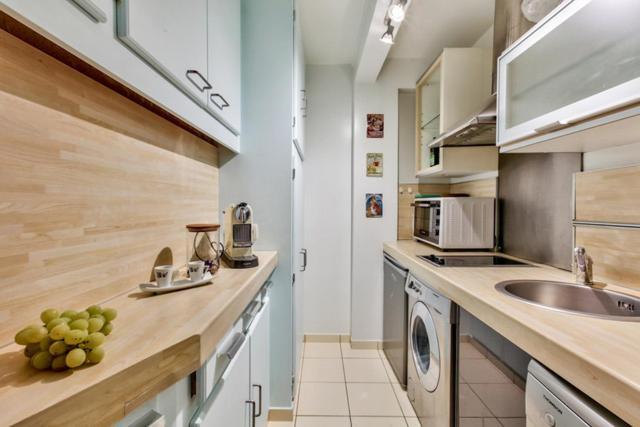 Charming 1br With Terrace Le Marais Center Apartment