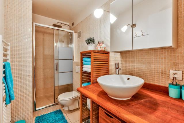 Charming 1br With Terrace Le Marais Center Paris